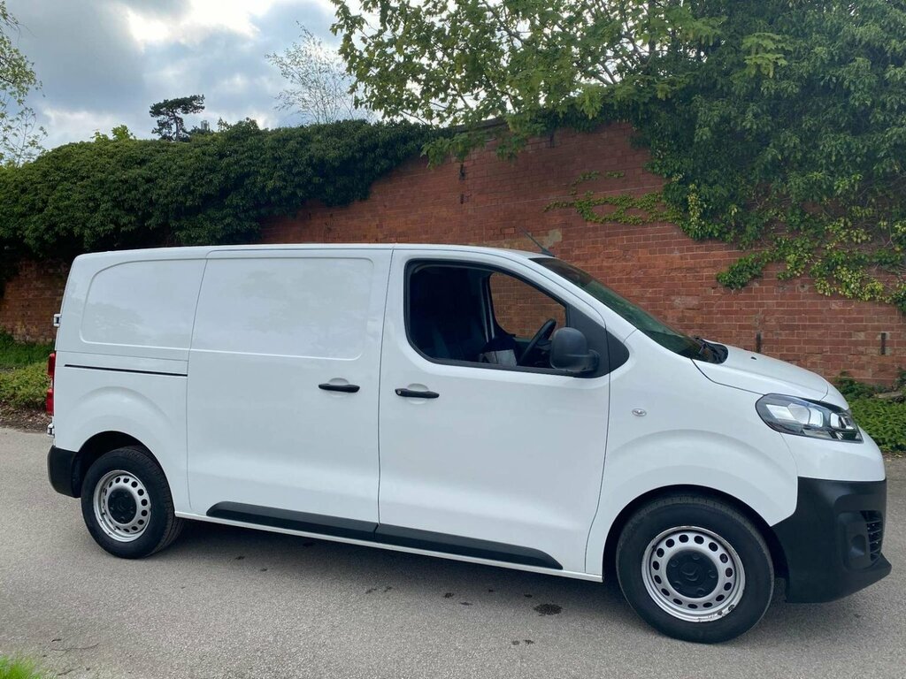 Citroen Dispatch Panel Van 2.0 Bluehdi 1400 Enterprise M Fwd 2 Euro White