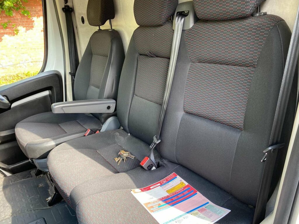 Citroen Relay Panel Van 2.2 Bluehdi 35 Enterprise L4 High Roof E LA69MVP White #3
