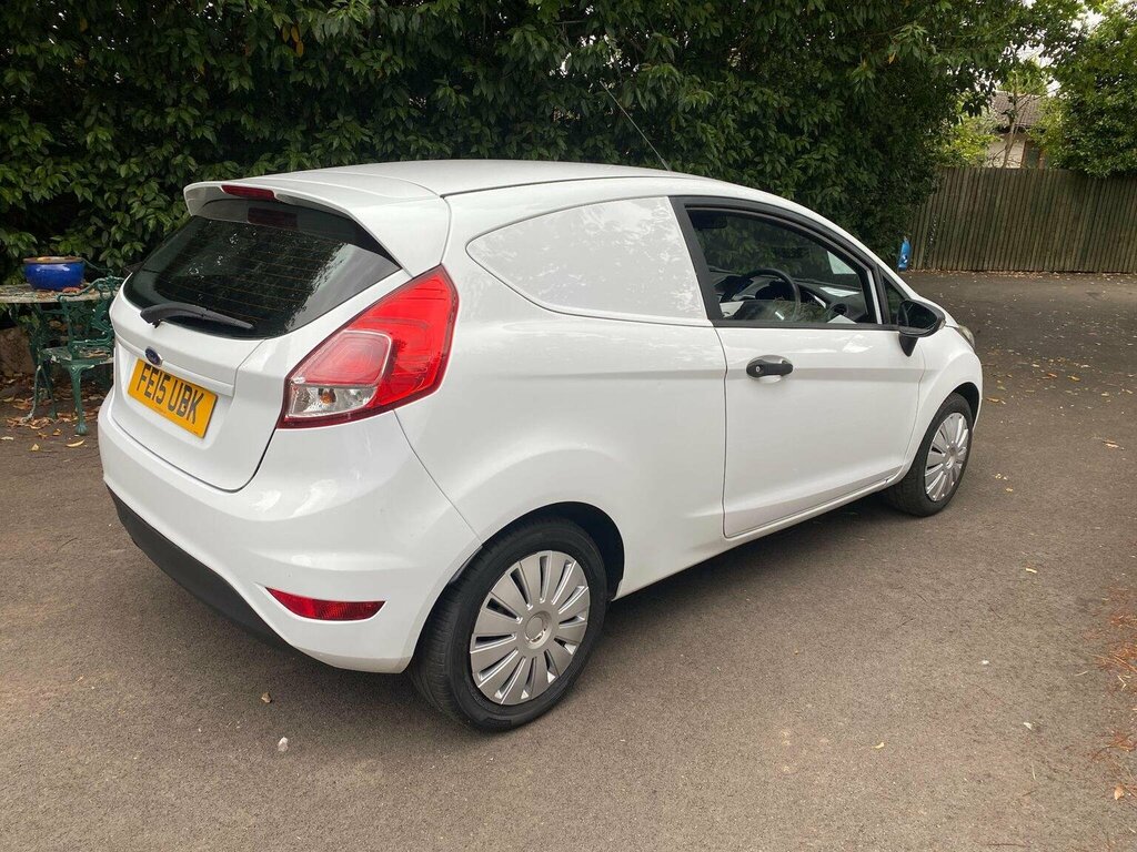 Ford Fiesta Car Derived Van 1.5 Tdci Panel Van 201515 White