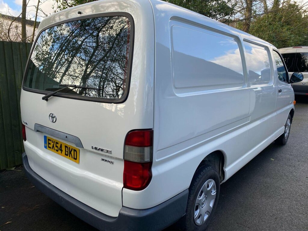 Toyota HiAce Panel Van 2.5 D-4d 300 Gs 200454  #3