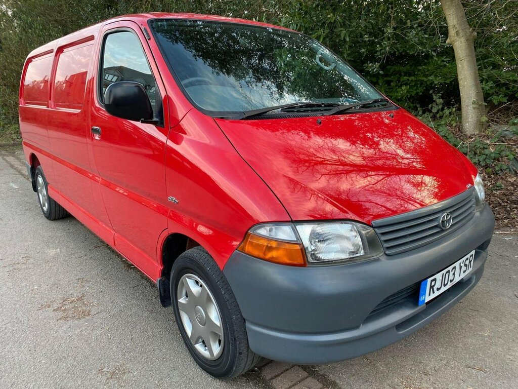 Toyota HiAce Panel Van 2.5 300 D-4d Rwd L2 H1 Ac 200303 Red #6
