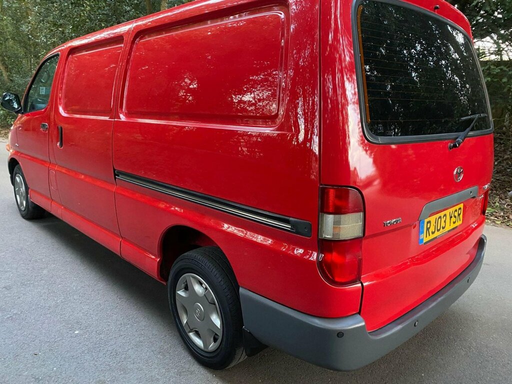 Toyota HiAce Panel Van 2.5 300 D-4d Rwd L2 H1 Ac 200303 Red #4