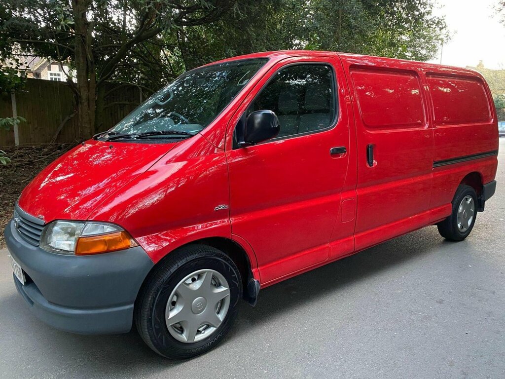 Toyota HiAce Panel Van 2.5 300 D-4d Rwd L2 H1 Ac 200303 Red #2