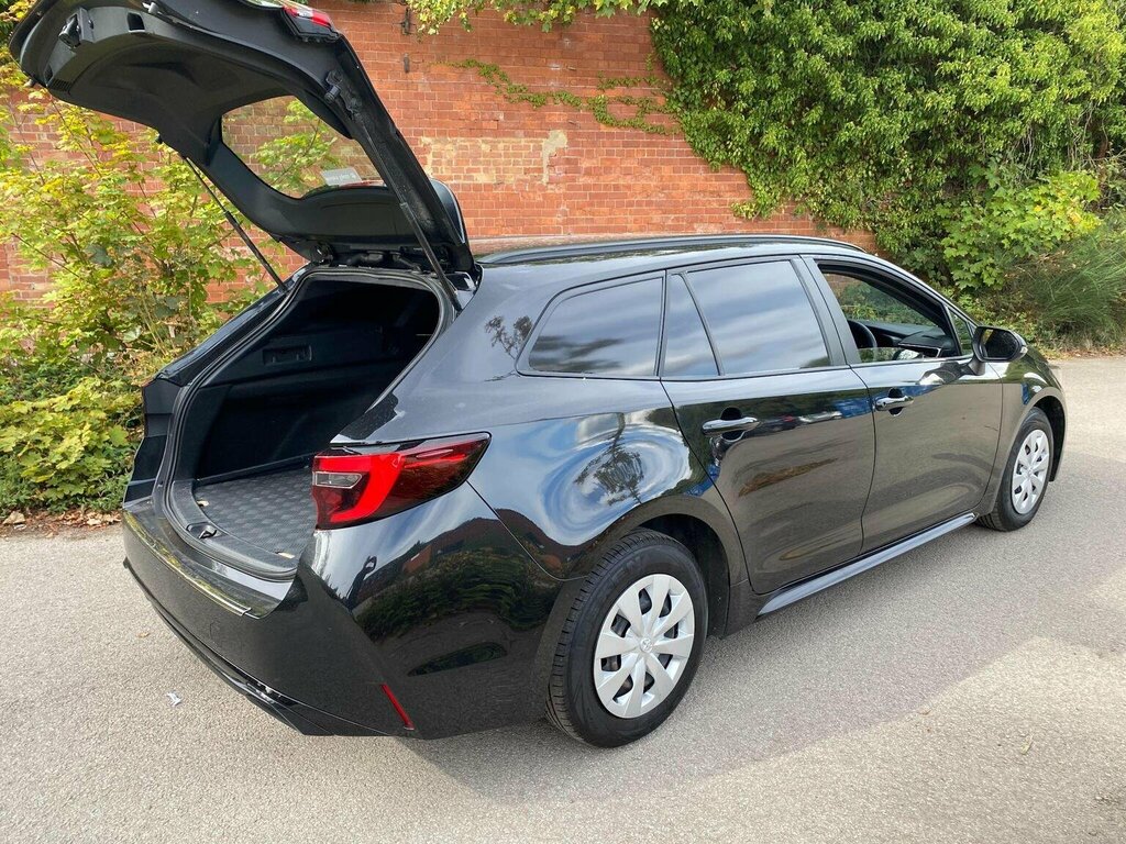 Toyota Corolla Car Derived Van 1.8 Vvt-h Cvt Euro 6 Ss 20 Black