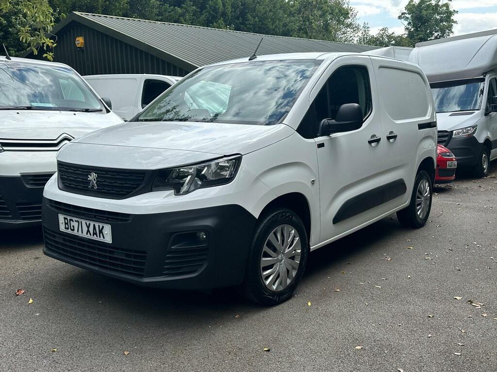 Peugeot Partner Panel Van 1.5 Bluehdi 1000 Professional Premium St White