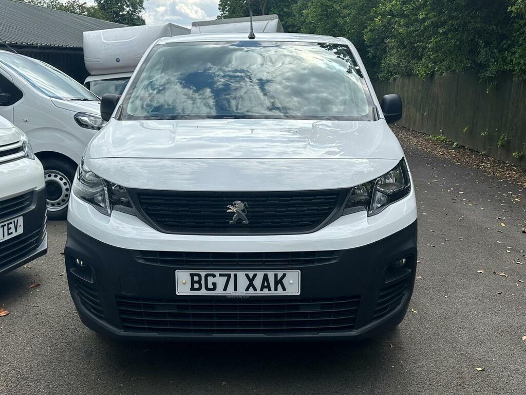 Peugeot Partner Panel Van 1.5 Bluehdi 1000 Professional Premium St BG71XAK White #3