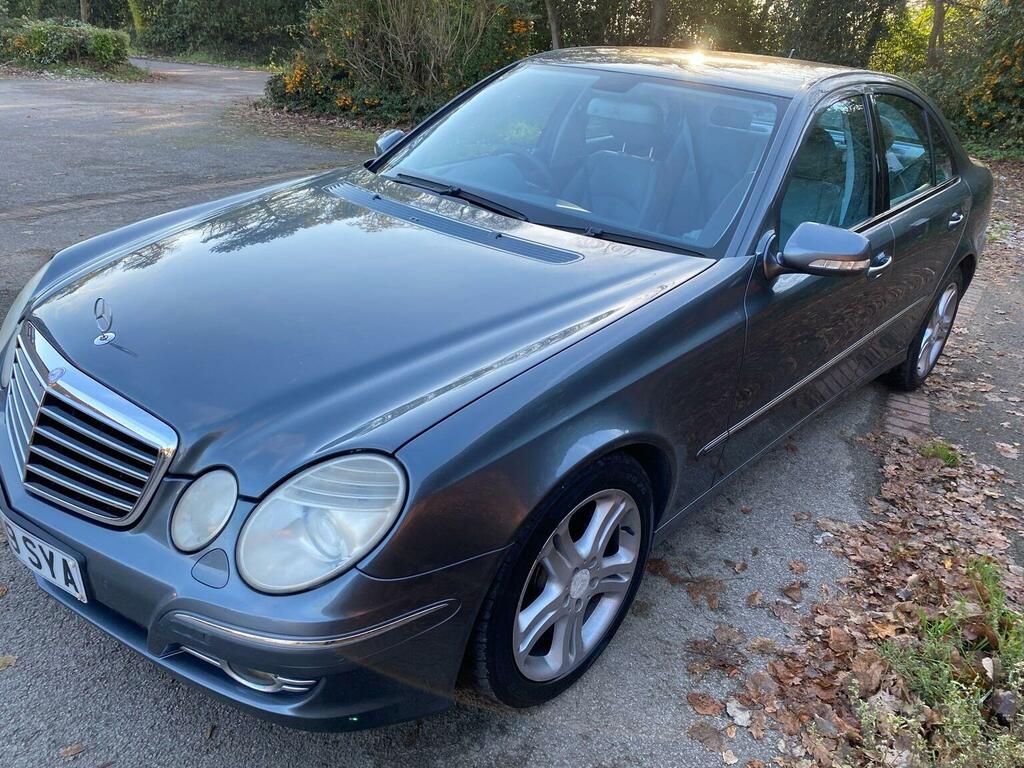 Mercedes-Benz E Class Saloon 3.0 E320 Cdi Avantgarde G-tronic 2009 LM09SYA Grey #4