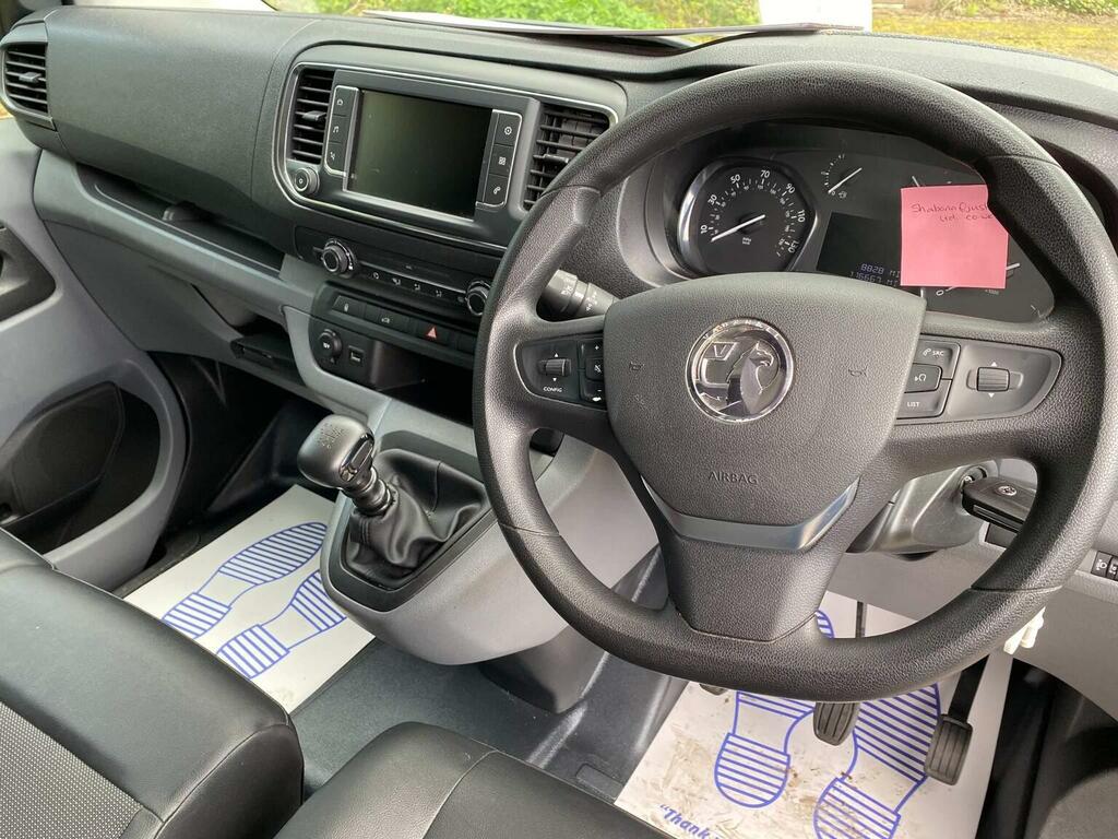 Vauxhall Vivaro Panel Van 2.0 Turbo D 3100 Sportive L2 H1 Euro 6 DS69CWX White #6
