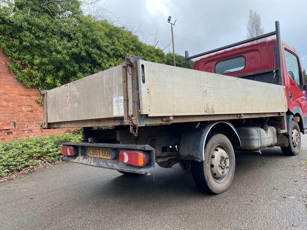 Nissan NT400 Chassis Cab 2.5 Dci 34.11 Basic L1 200757 Red #4