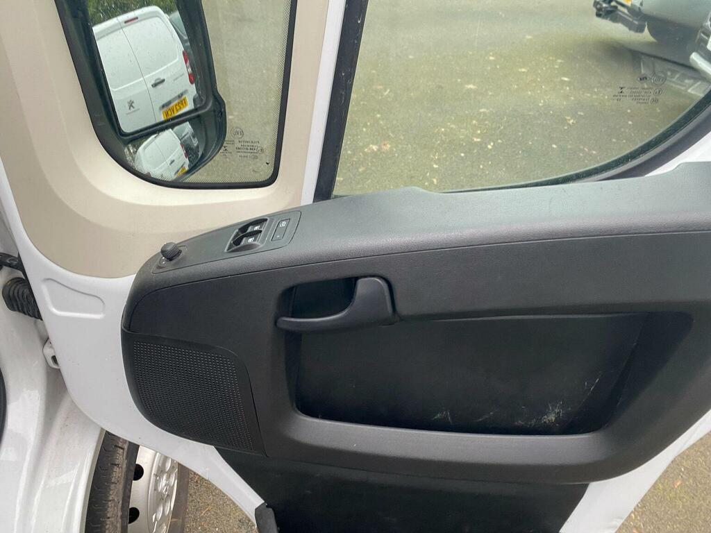 Peugeot Boxer Panel Van 2.2 Bluehdi 335 Professional Premium L LL23CFD White #6