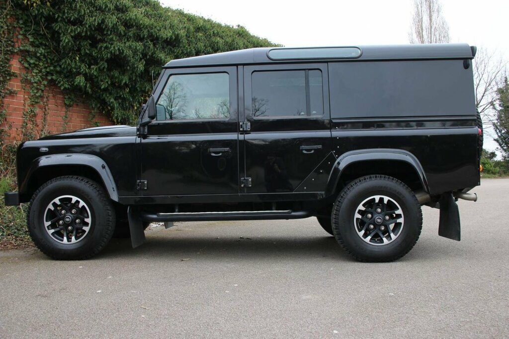 Land Rover Defender 110 Suv 2.2 Tdci Xs Utility Wagon 4Wd Mwb Euro 5 Black #6