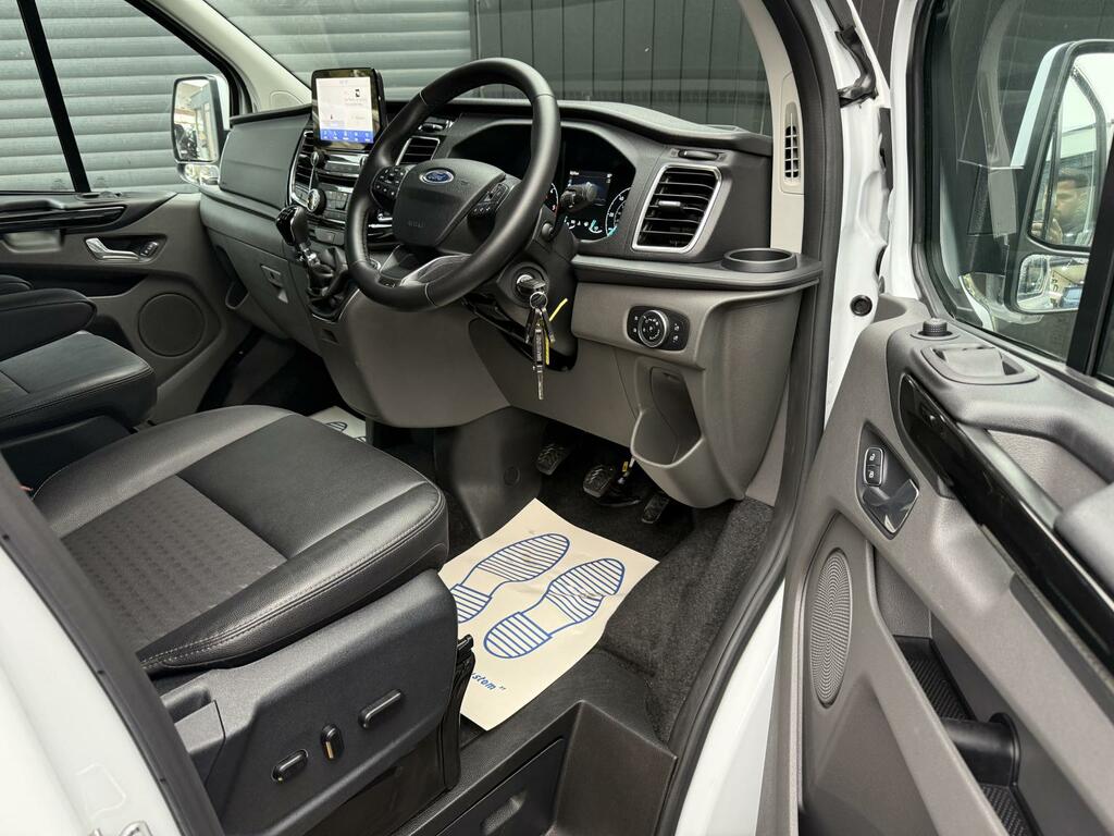 Ford Transit Custom 2.0 320 Ecoblue Sport Crew Van Double Cab Dies OE23SVD White #2