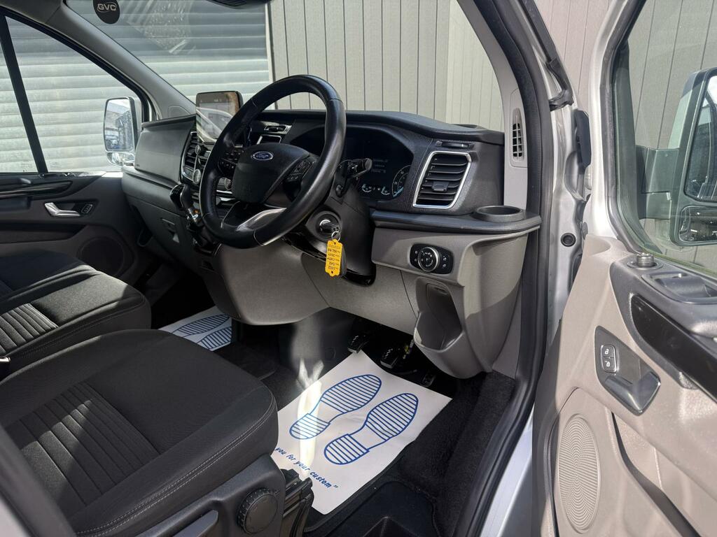 Ford Transit Custom 2.0 Tdci 130 Ps G-sport Crew Van Limited 320 Swb L YR22HWB Silver #2