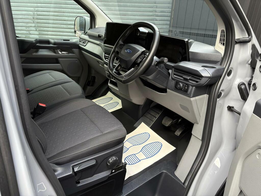 Ford Transit Custom 136Ps 65Kwh G-sport Limited Panel Van Aut EO74NPV Grey #2