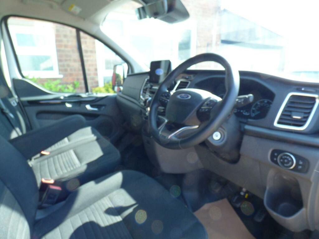Ford Transit Custom Panel Van 2.0 Transit Custom Limited Van 300 L1 2. DN23UXA White #6