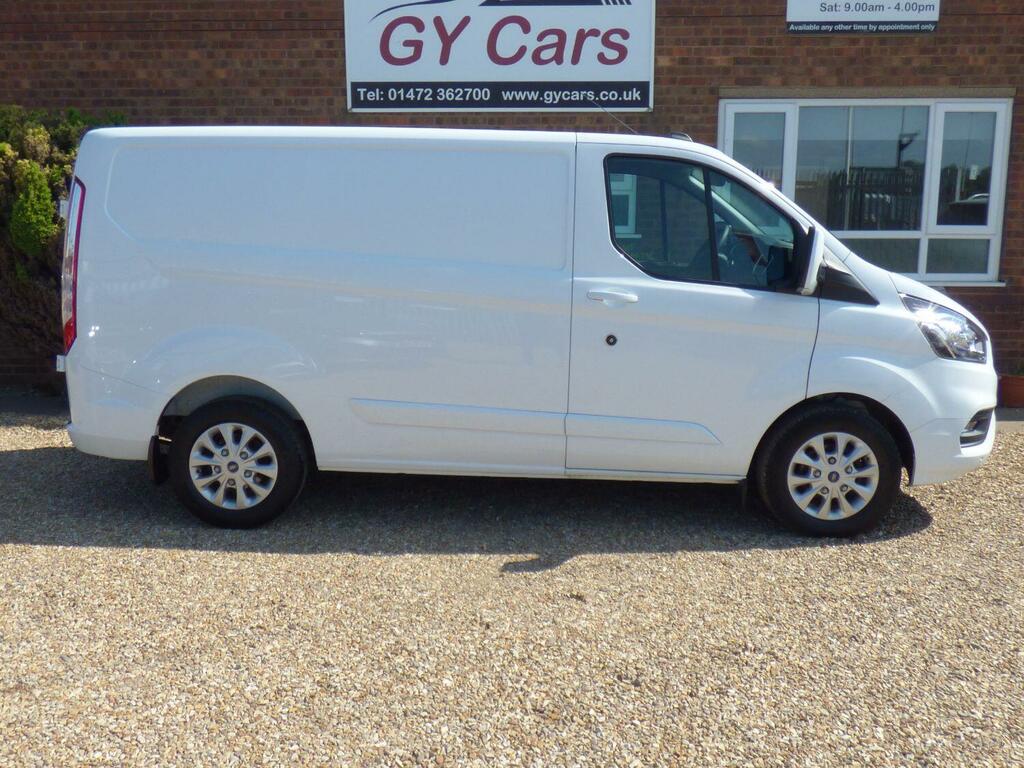 Ford Transit Custom Panel Van 2.0 Transit Custom Limited Van 300 L1 2. DN23UXA White #2