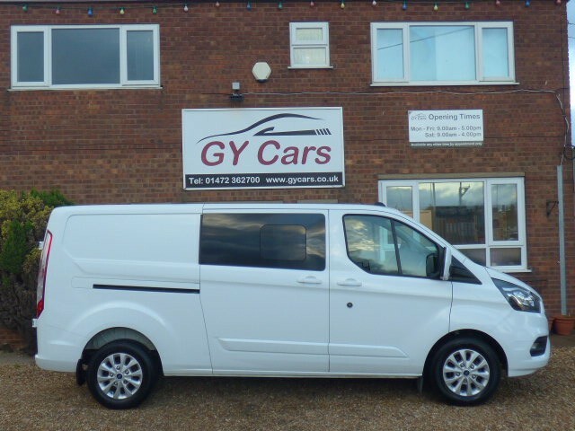 Ford Transit Custom Double Cab Van 2.0 Transit Custom Limited Dciv 300 MW22YXL White #2