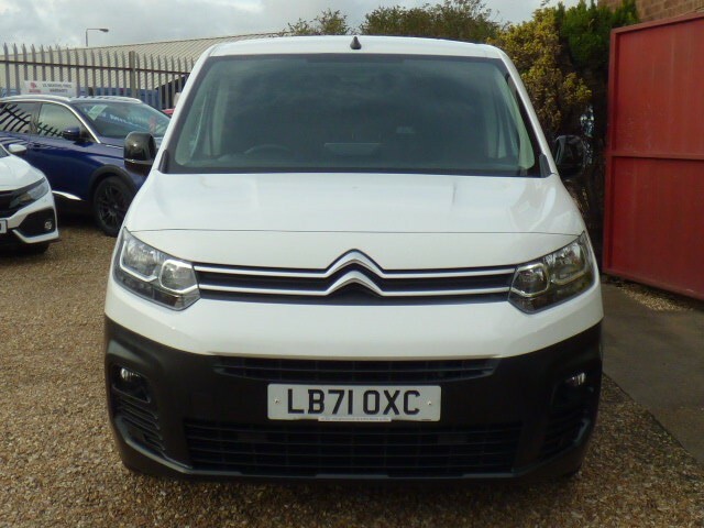 Citroen Berlingo Panel Van 1.5 Bluehdi 1000 Enterprise M Pro 15 M LB71OXC White #2
