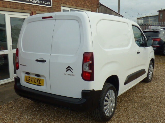 Citroen Berlingo Panel Van 1.5 Bluehdi 1000 Enterprise M Pro 15 M LB71OXC White #3