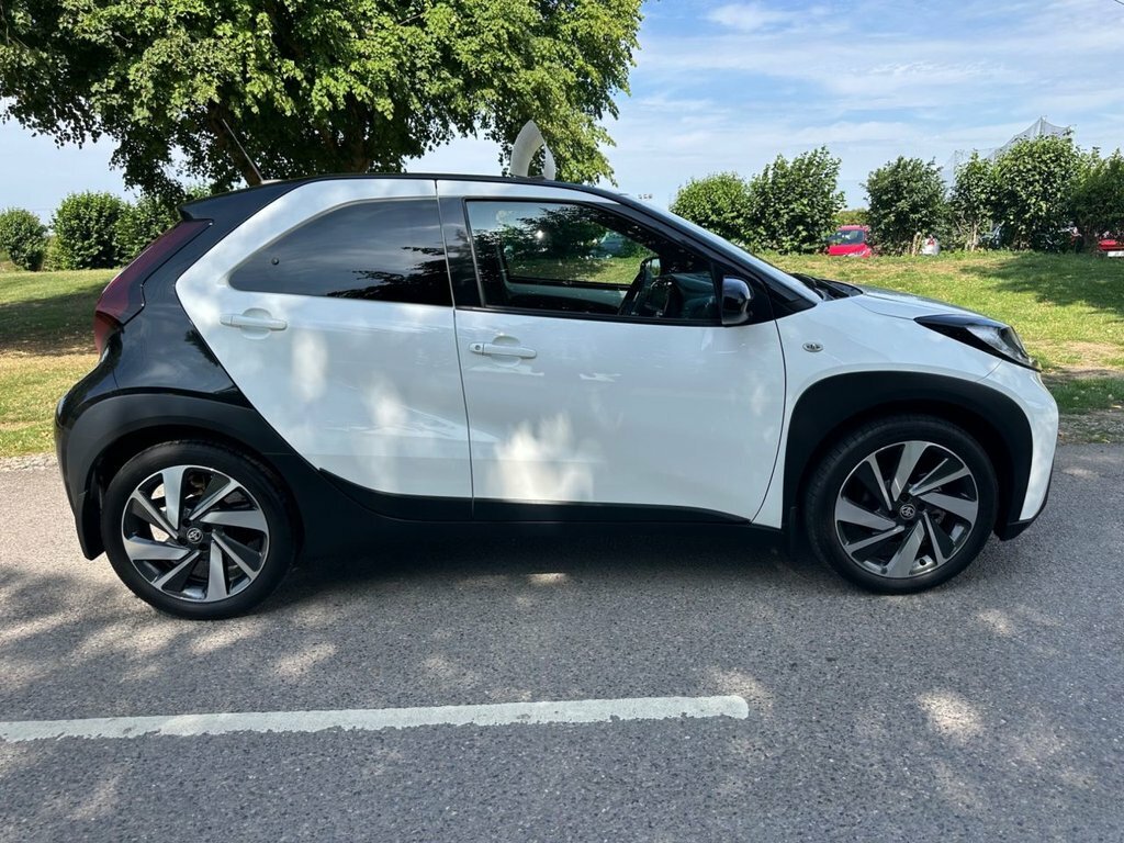 Toyota Aygo X 1L Edge CV74FLE White #2