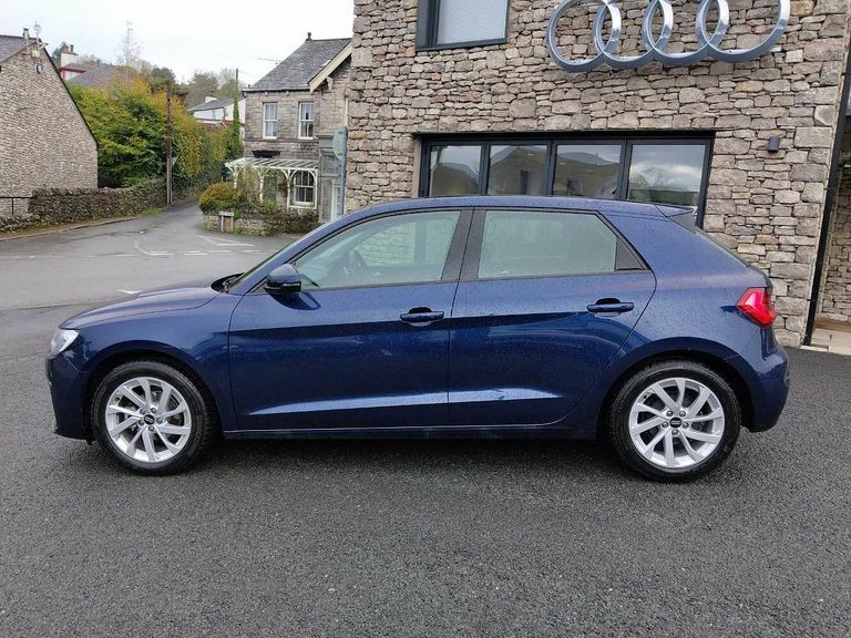 Audi A1 Sport 25 Tfsi 95 Ps 5-Speed PN75ESY Blue #4