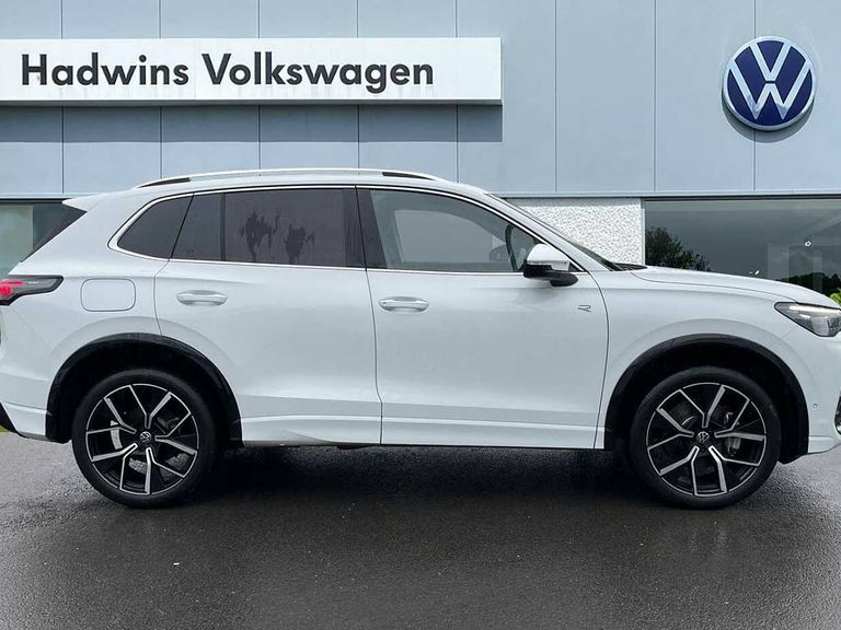 Volkswagen Tiguan 1.5 Tsi Ehybrid R-line Dsg PF25SKD White #4