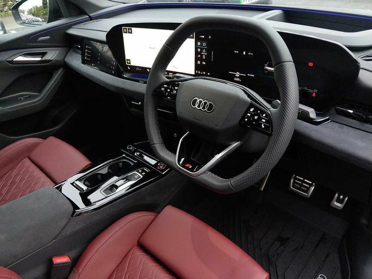 Audi SQ6 E-Tron Sq6 Sportback Edition 1 E-tron 360,00 Kw PJ75NBA Black #6