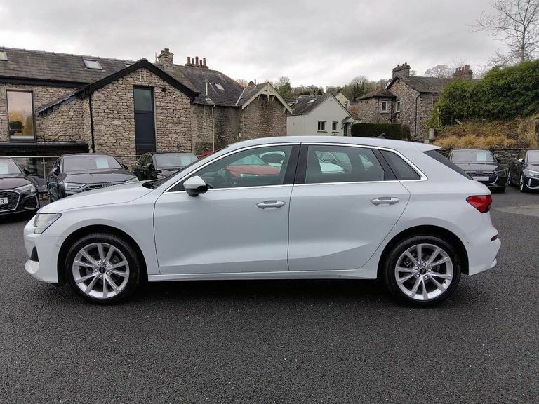 Audi A3 Sport 30 Tfsi 116 Ps S Tronic PN74HLP White #4