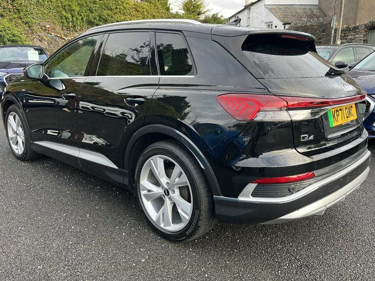 Audi Q4 E Tron Q4 S Line 40 E-tron 150,00 Kw Black #3