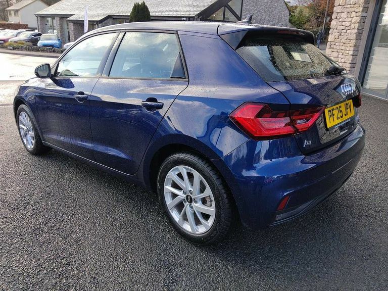 Audi A1 Sport 30 Tfsi 116 Ps S Tronic PF25JPV Blue #3