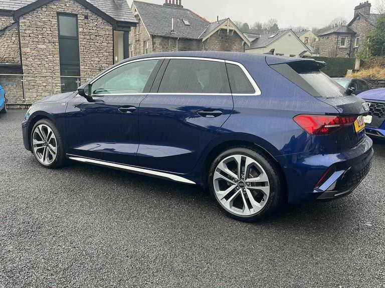 Audi A3 S Line 35 Tfsi 150 Ps S Tronic PN25GZG Blue #3