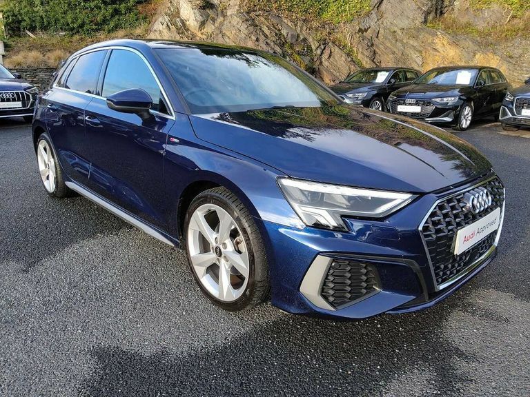 Audi A3 S Line 30 Tfsi 110 Ps 6-Speed Blue