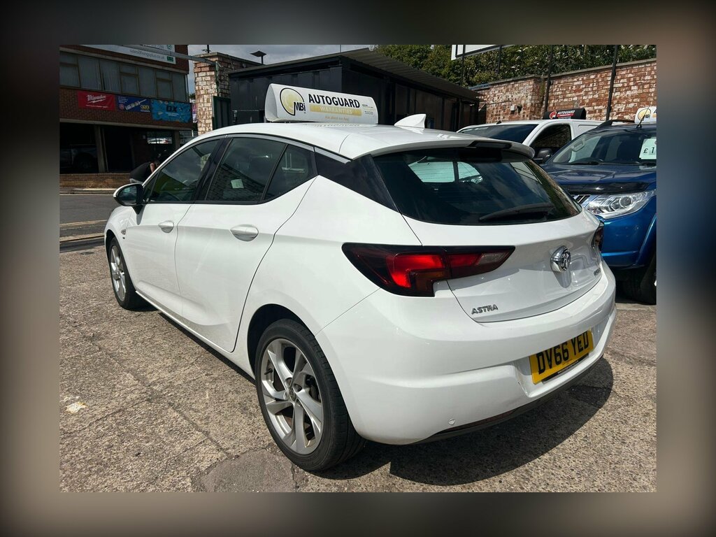 Vauxhall Astra 1.4I Turbo Sri Nav Euro 6 DV66YED White #3