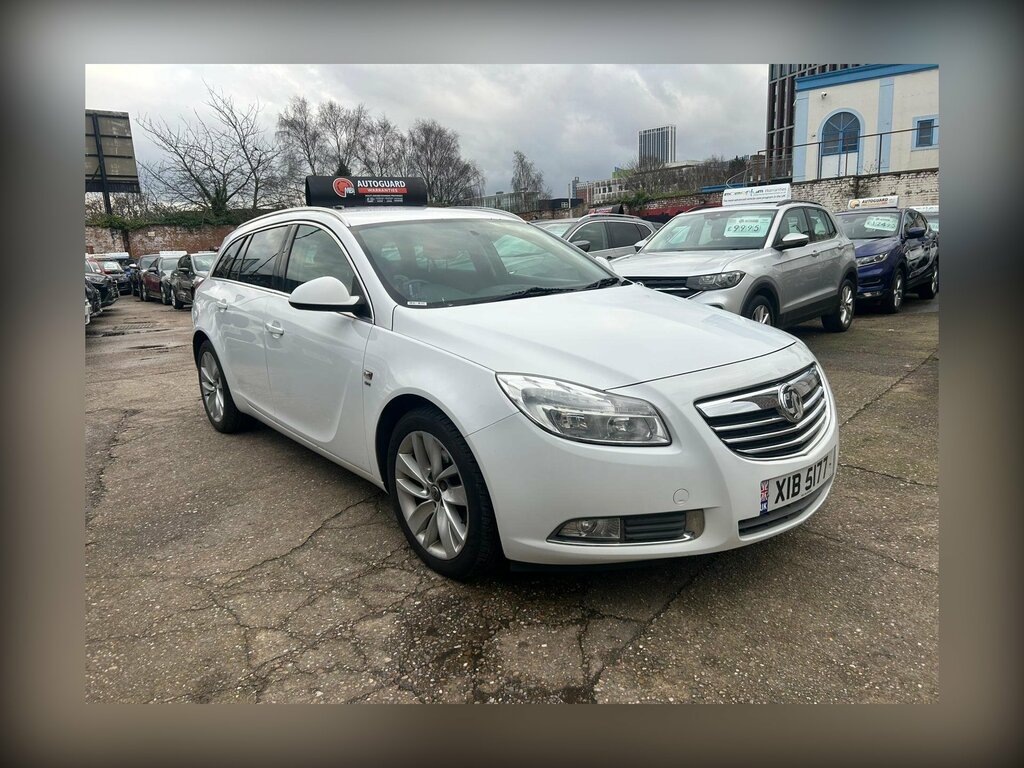 Vauxhall Insignia 2.0 Cdti Ecoflex Sri Sports Tourer Euro 5 Ss White