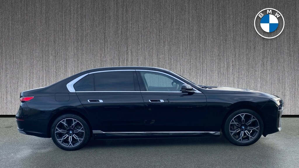 BMW i7 60 105.7Kwh Excellence Pro Xdrive Black #3