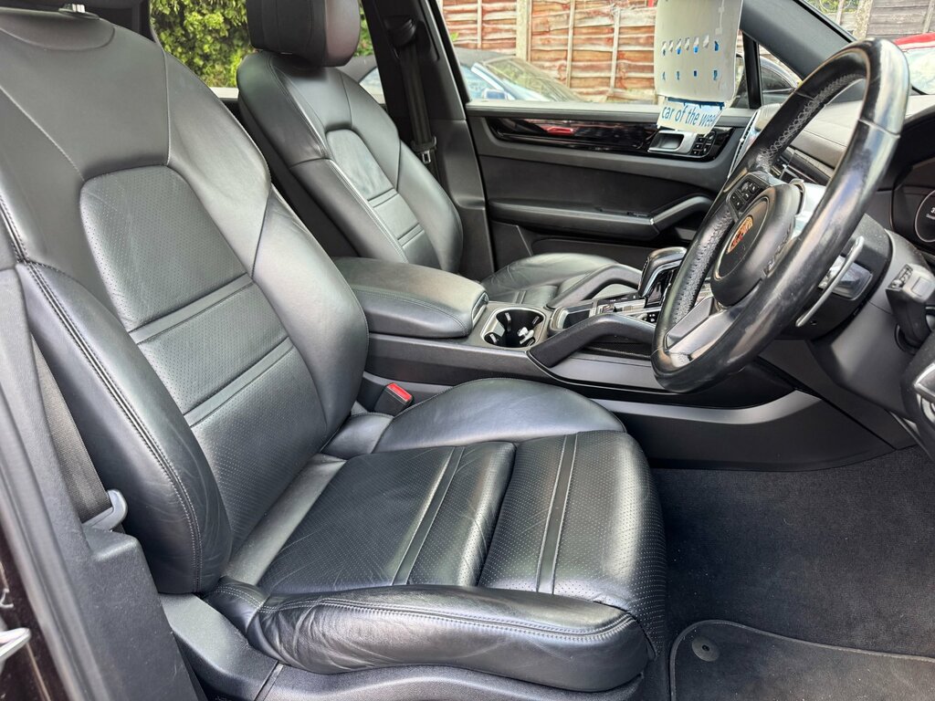 Porsche Cayenne 3.0T V6 Suv Tiptronics 4Wd Euro 6 Ss Purple #6