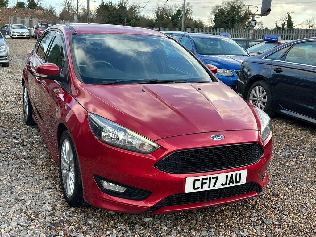 Ford Focus 1.5 Tdci St-line Euro 6 Ss CF17JAU Red #2