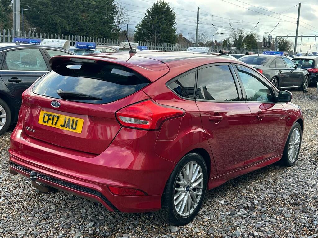 Ford Focus 1.5 Tdci St-line Euro 6 Ss CF17JAU Red #5
