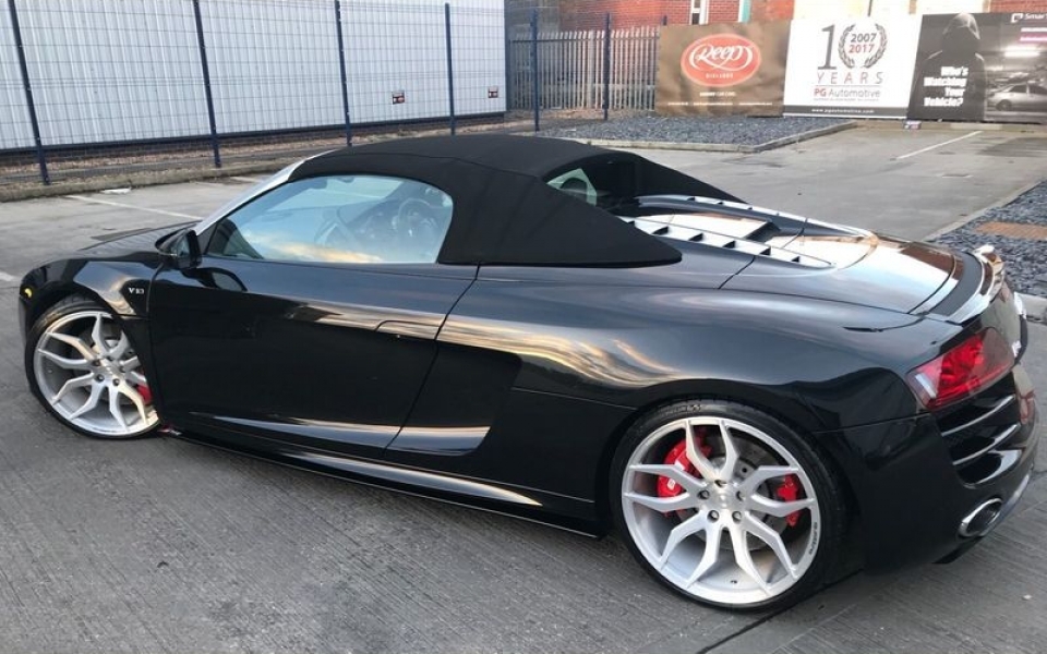 Audi R8 Petrol Black #2