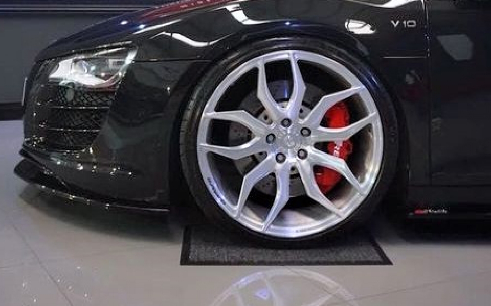 Audi R8 Petrol Black #3