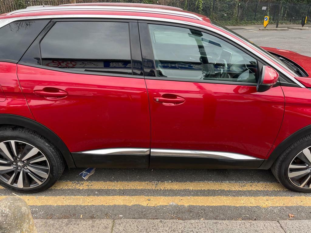 Peugeot 3008 1.2 Puretech Allure Euro 6 S S OV68WSD Red #5