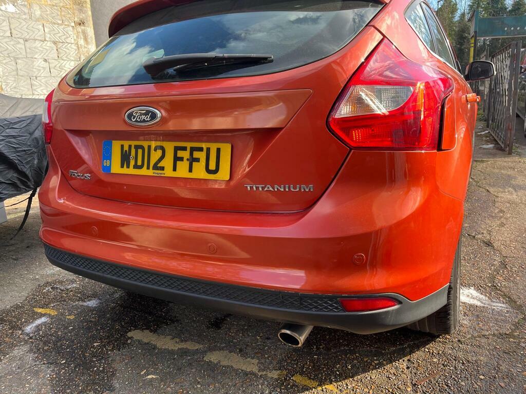 Ford Focus 1.6T Ecoboost Titanium Euro 5 S S WD12FFU Red #4