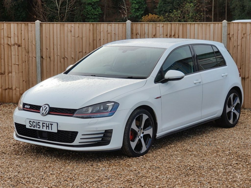 Volkswagen Golf 2L Gti SG15FHT White #4