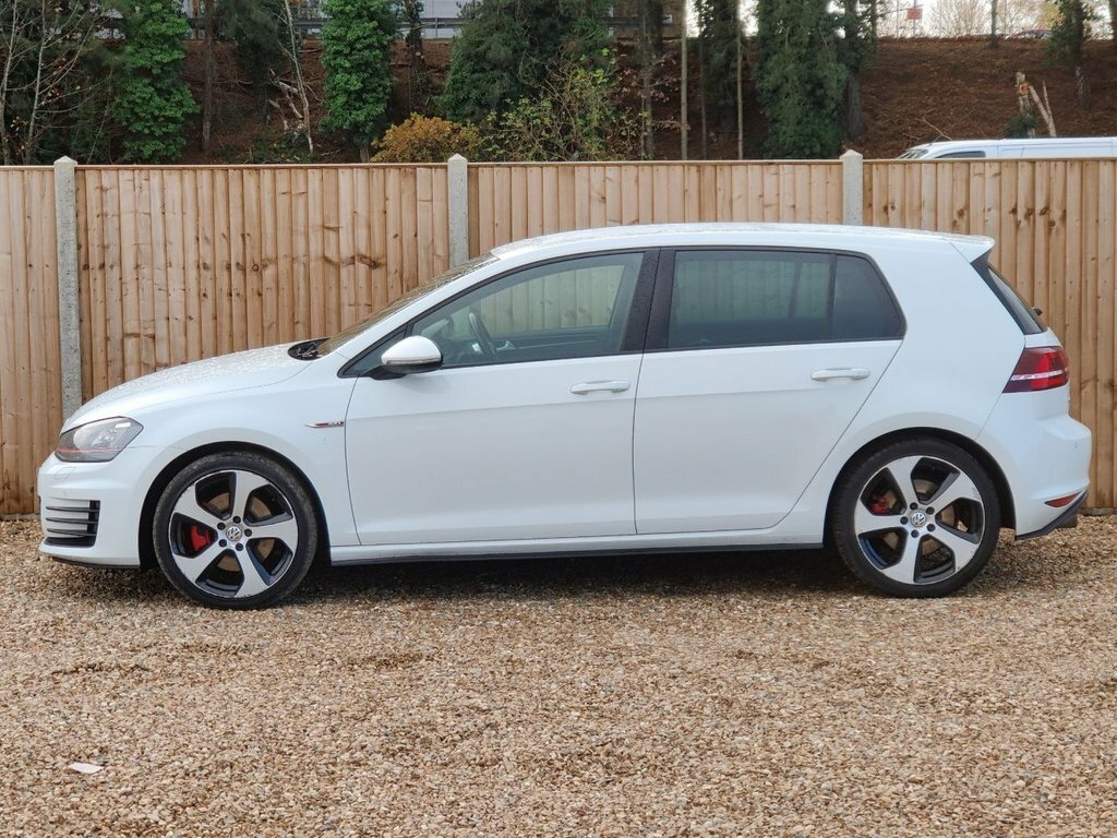 Volkswagen Golf 2L Gti SG15FHT White #5