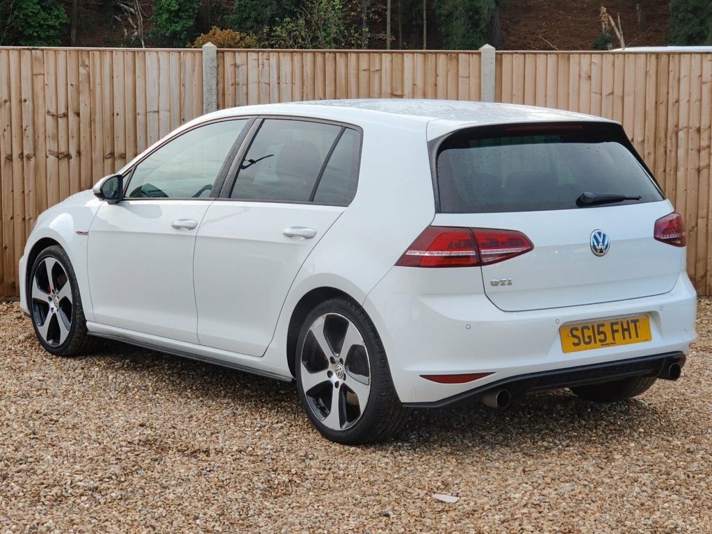 Volkswagen Golf 2L Gti SG15FHT White #6