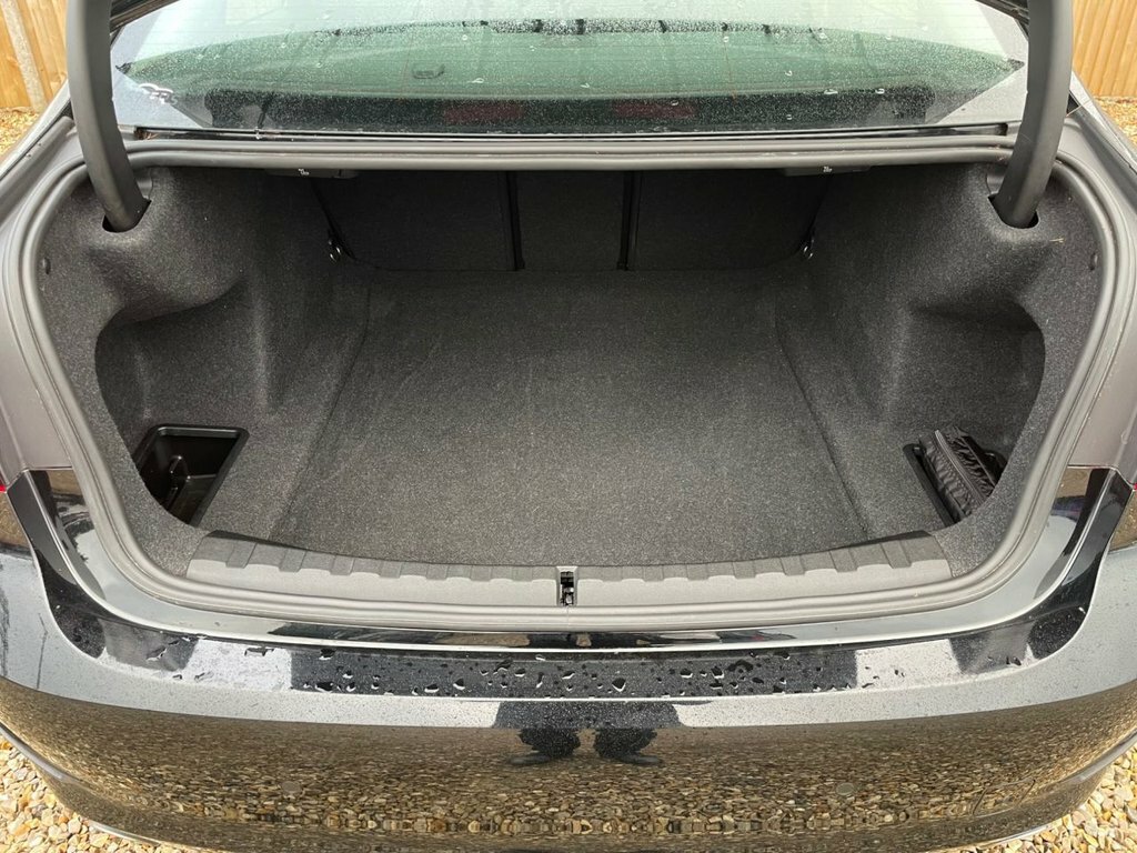 BMW 3 Series 2L Sport AP19HLH Black #6