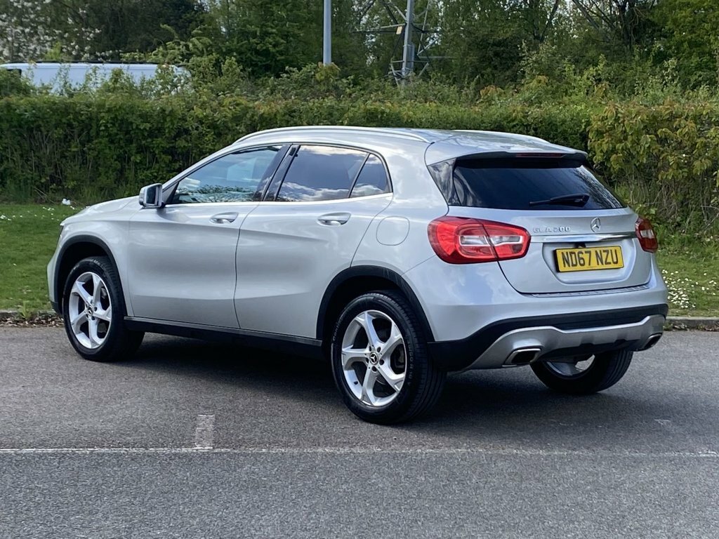 Mercedes-Benz GLA Class 1.6L Sport ND67NZU Silver #6