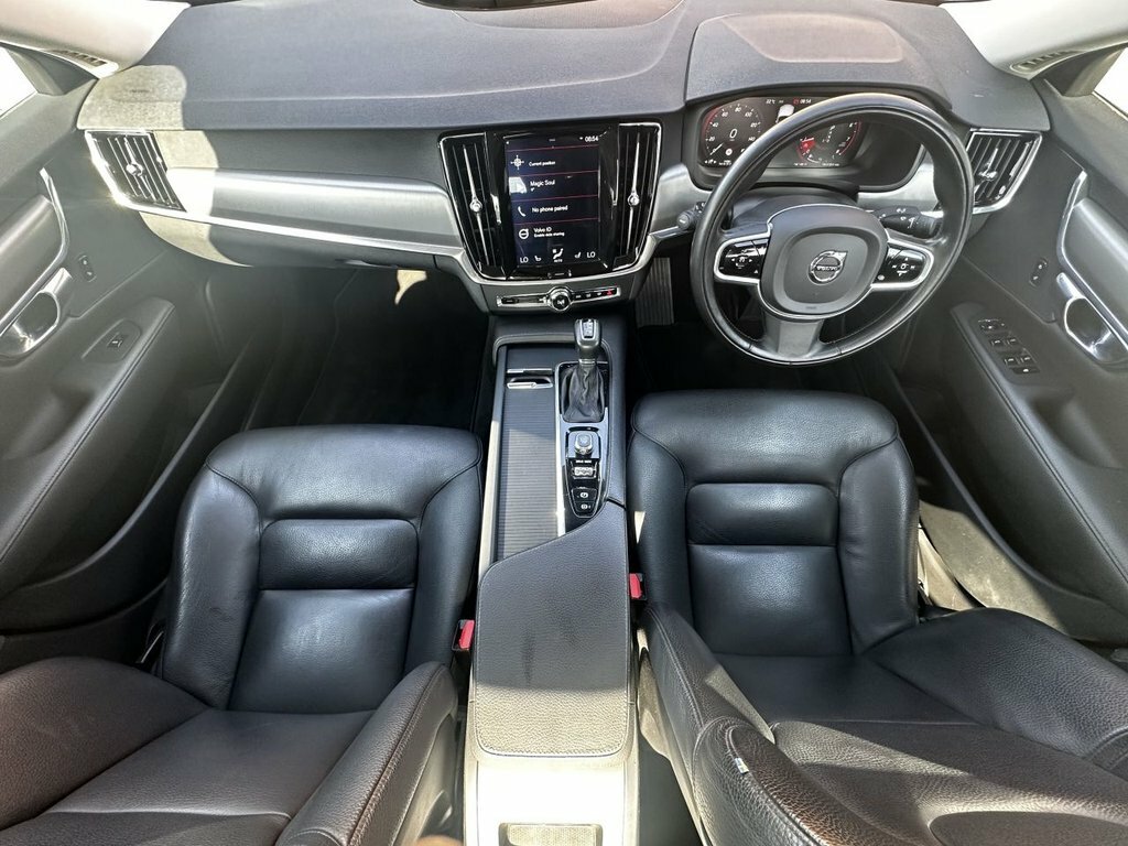 Volvo S90 2L Momentum Silver #4