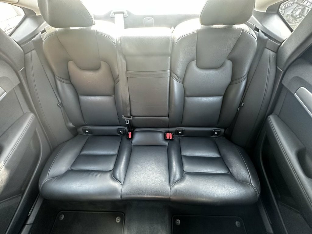 Volvo S90 2L Momentum Silver #5