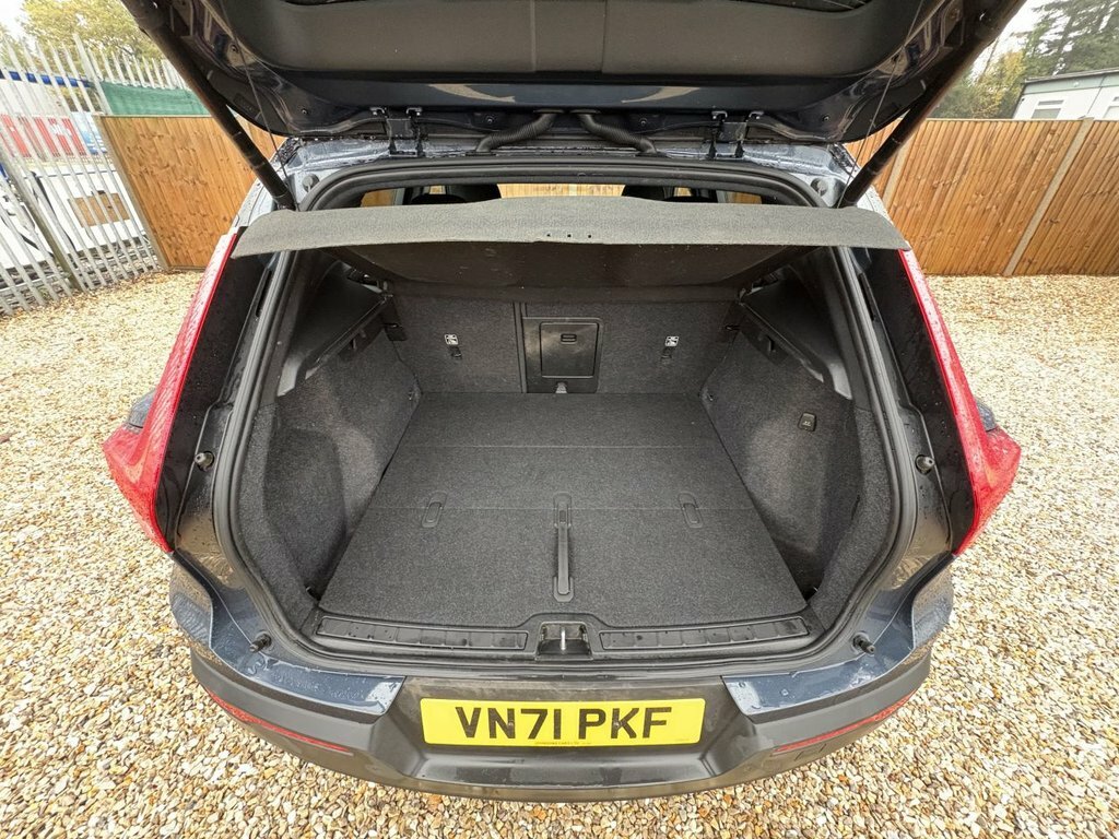 Volvo XC40 2L R-design VN71PKF Blue #6